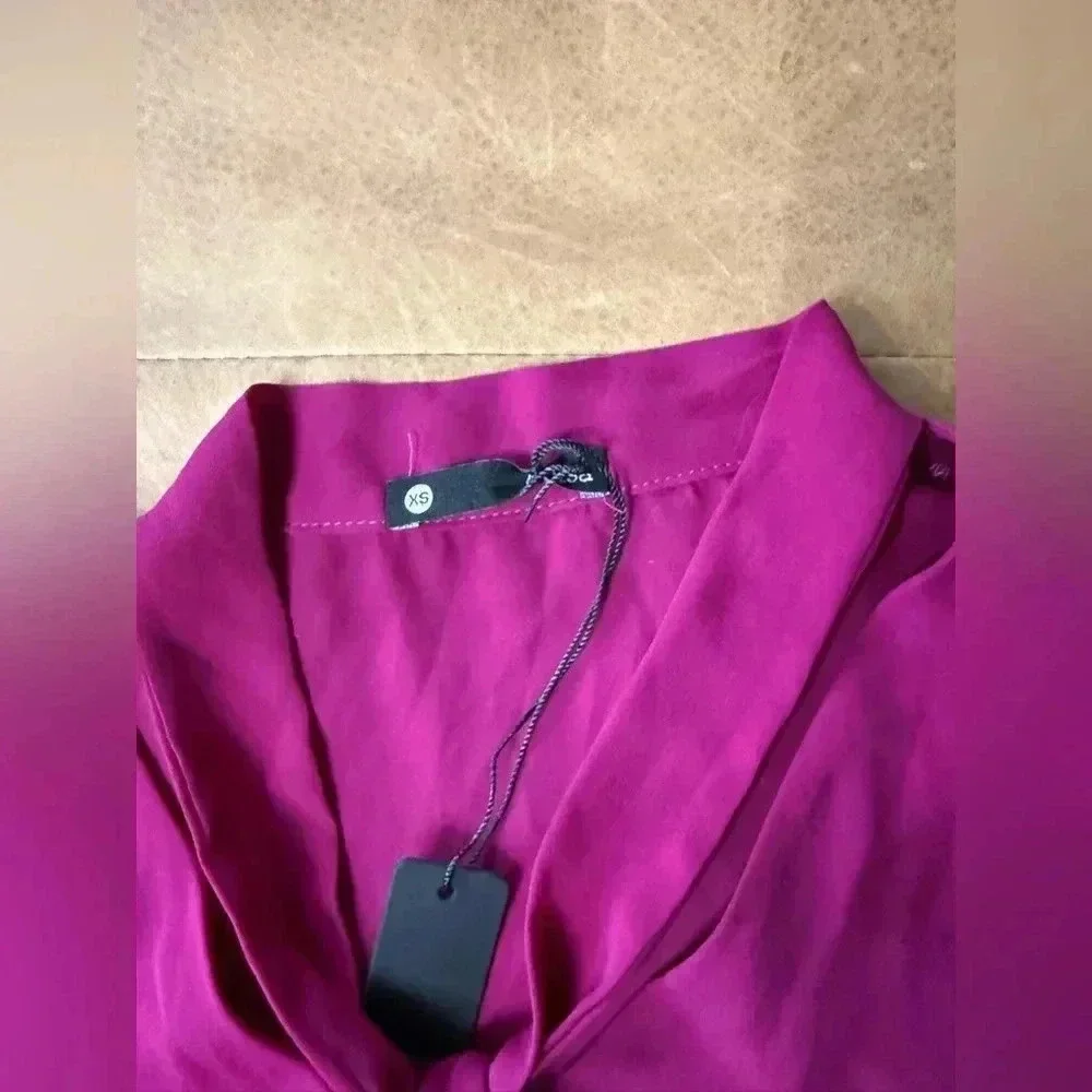 NWT REVOLVE Krisa Pink Tie Front Blouse Women’s Size XS 100% Polyester